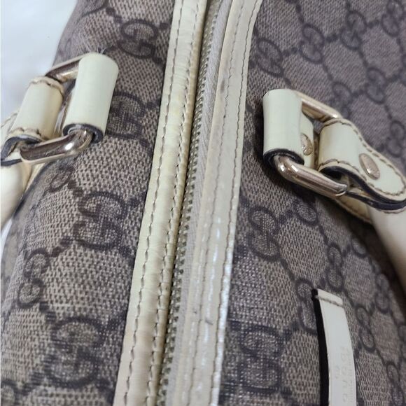💯 Authentic Gucci Boston Handbag 🍀 - Picture 14 of 16